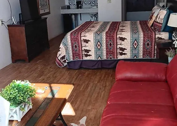 Katie's Cozy Hotel 2*